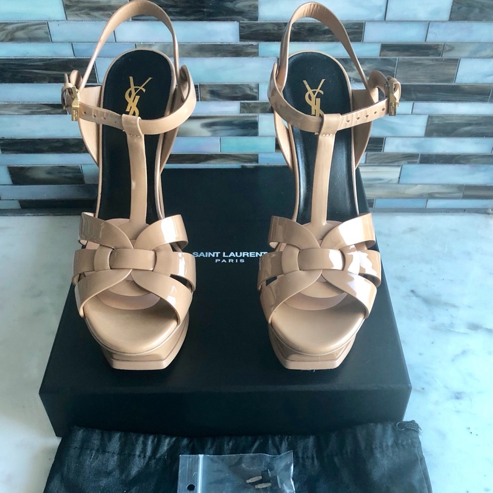Saint Laurent Nude Patent Leather Platform T-Strap Sandals